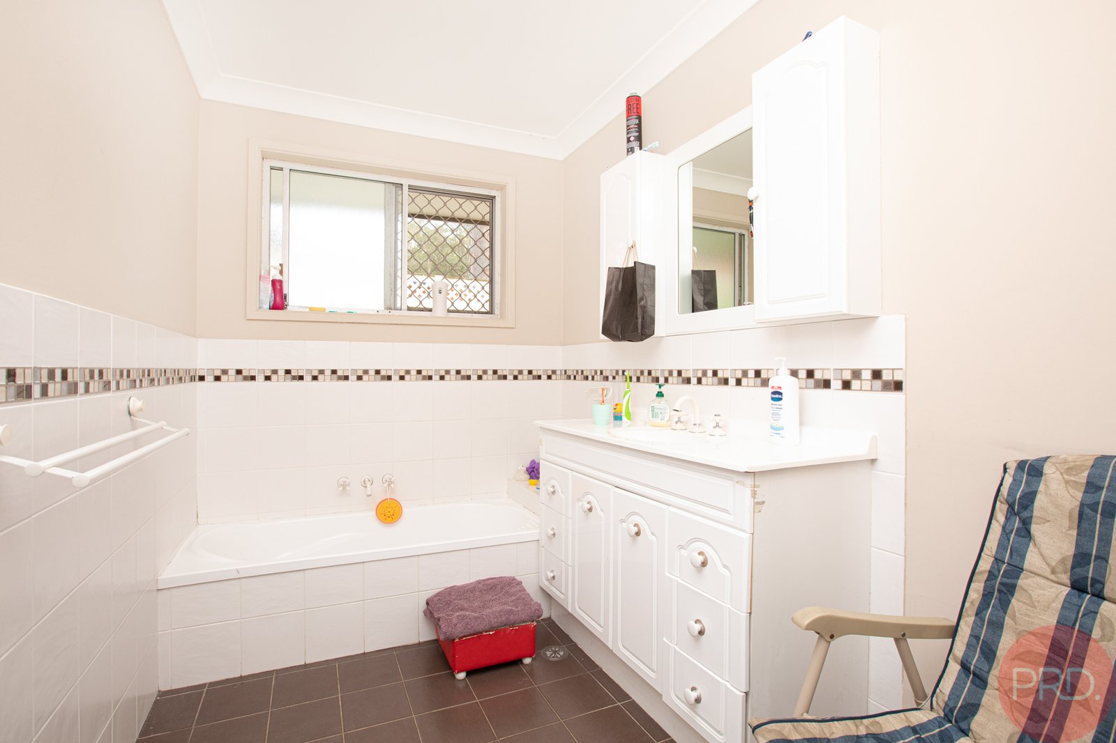 4 Hayman Close ASHTONFIELD 8