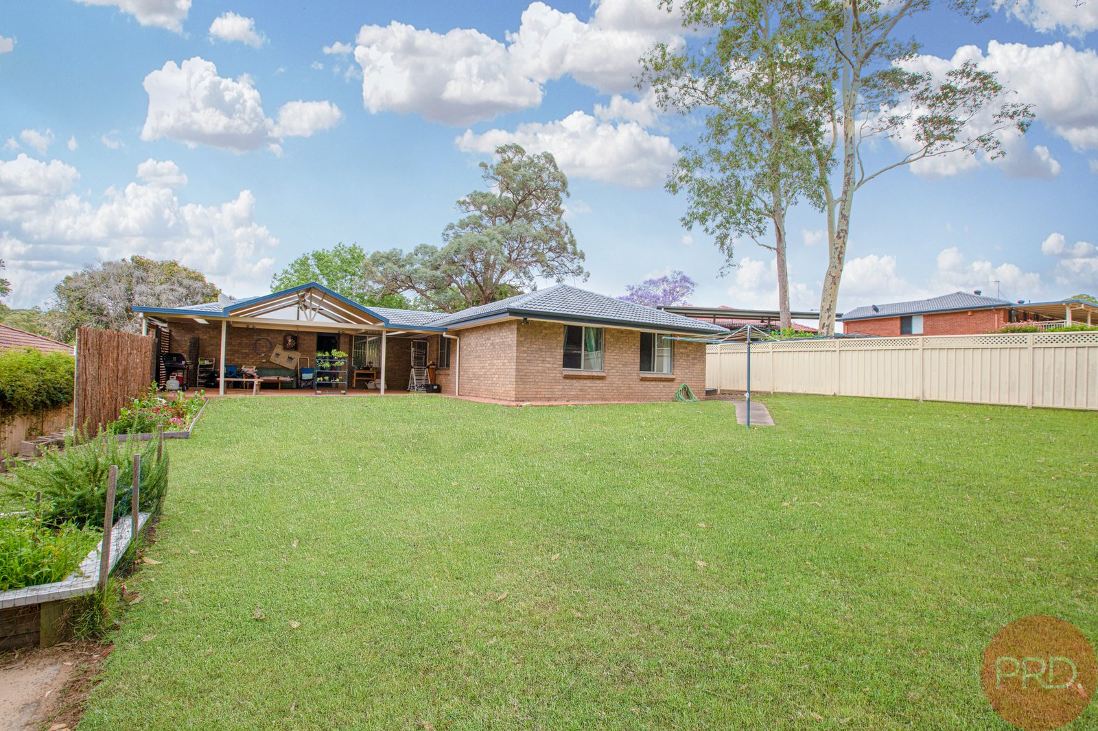 4 Hayman Close ASHTONFIELD 10