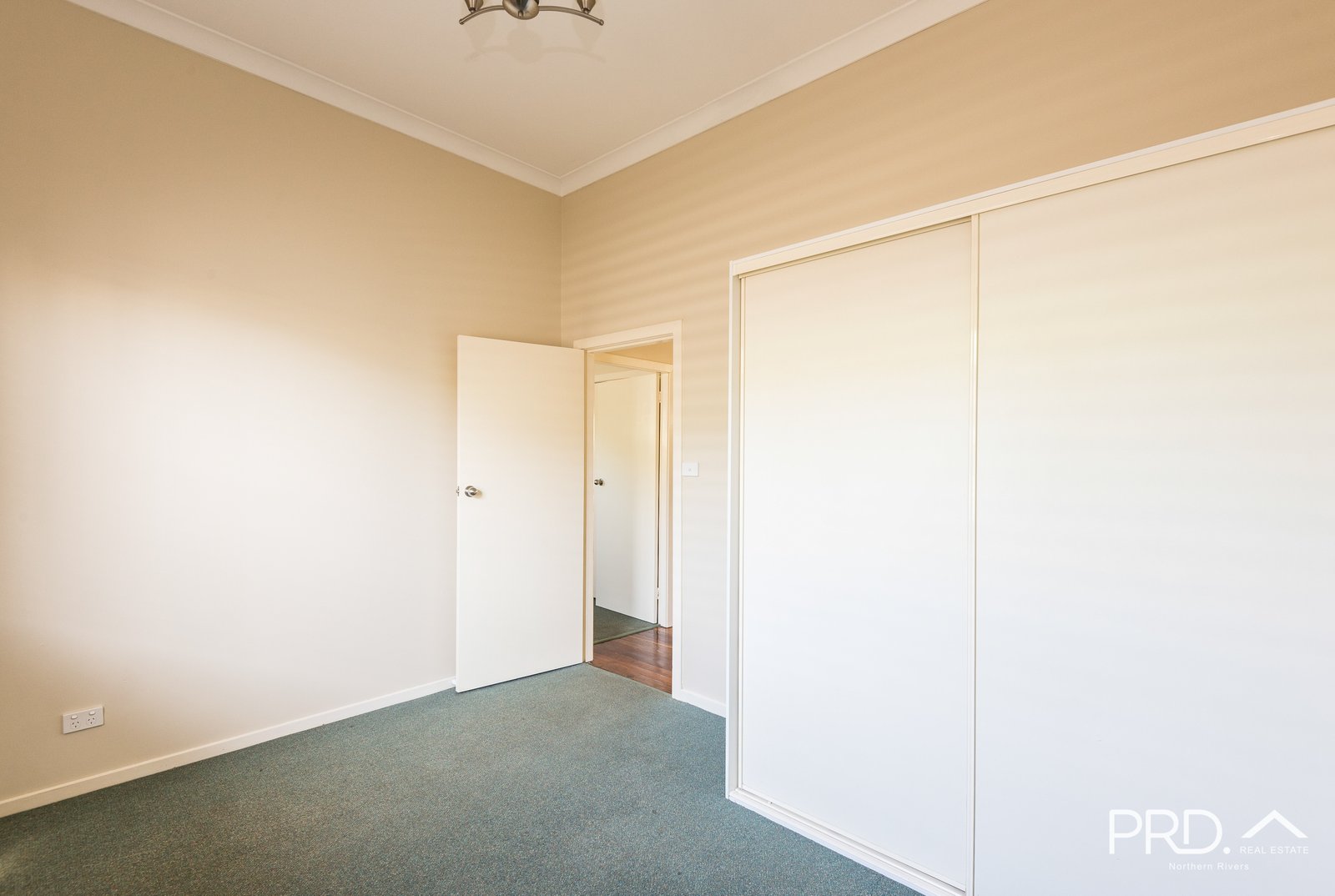 4 Hayward Street LISMORE 7