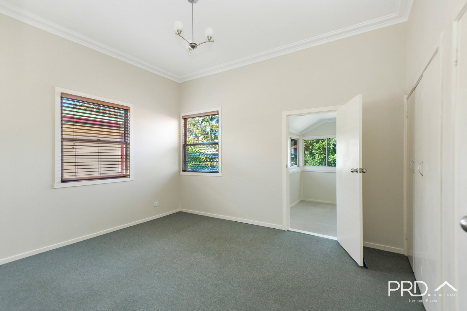 4 Hayward Street LISMORE 9