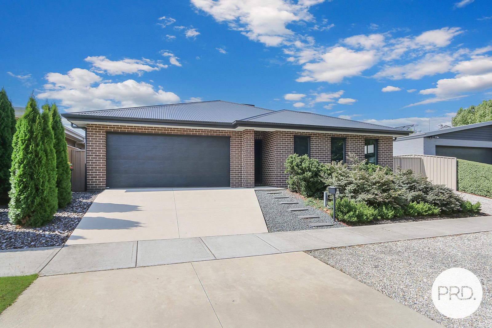 4 Hearst Court WODONGA 1