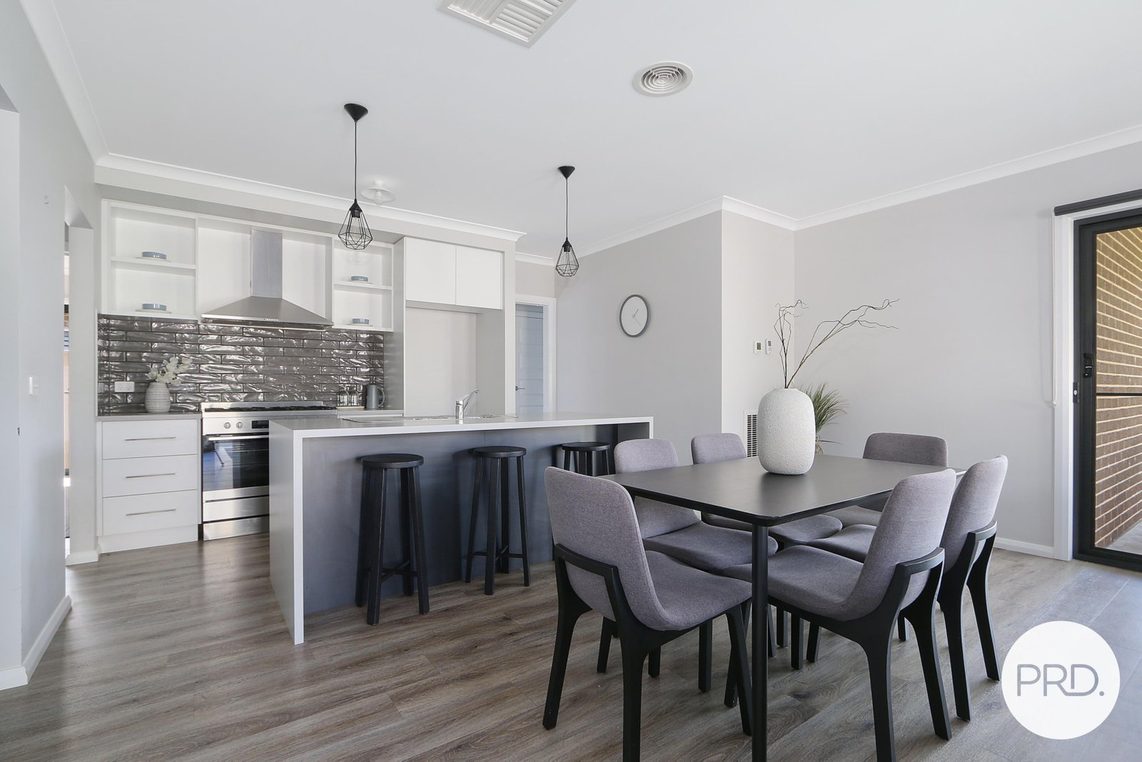 4 Hearst Court WODONGA 3