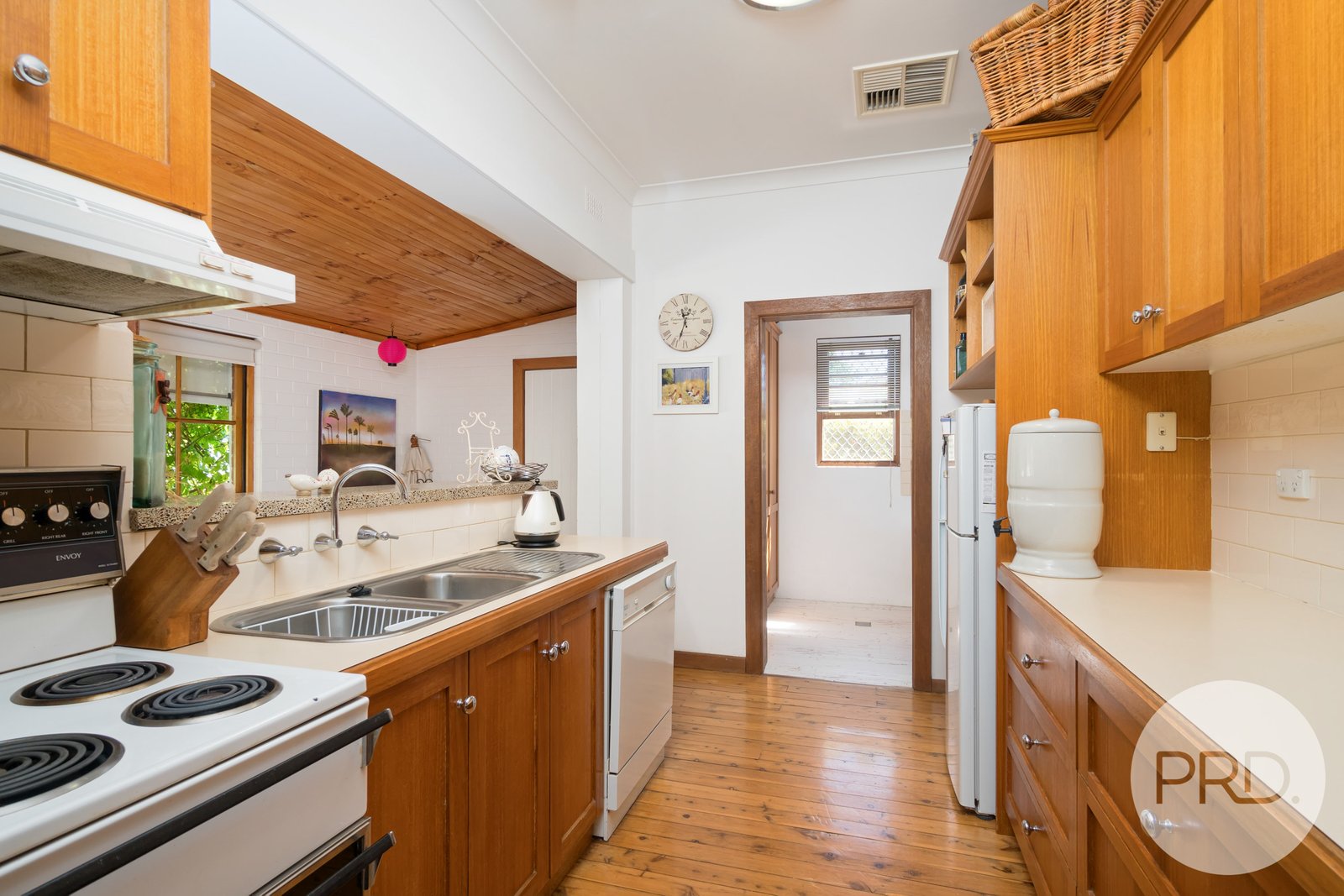 4 Heath Street TURVEY PARK 5