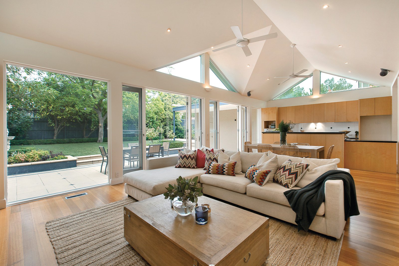 4 Heaton Avenue, Glen Iris, VIC