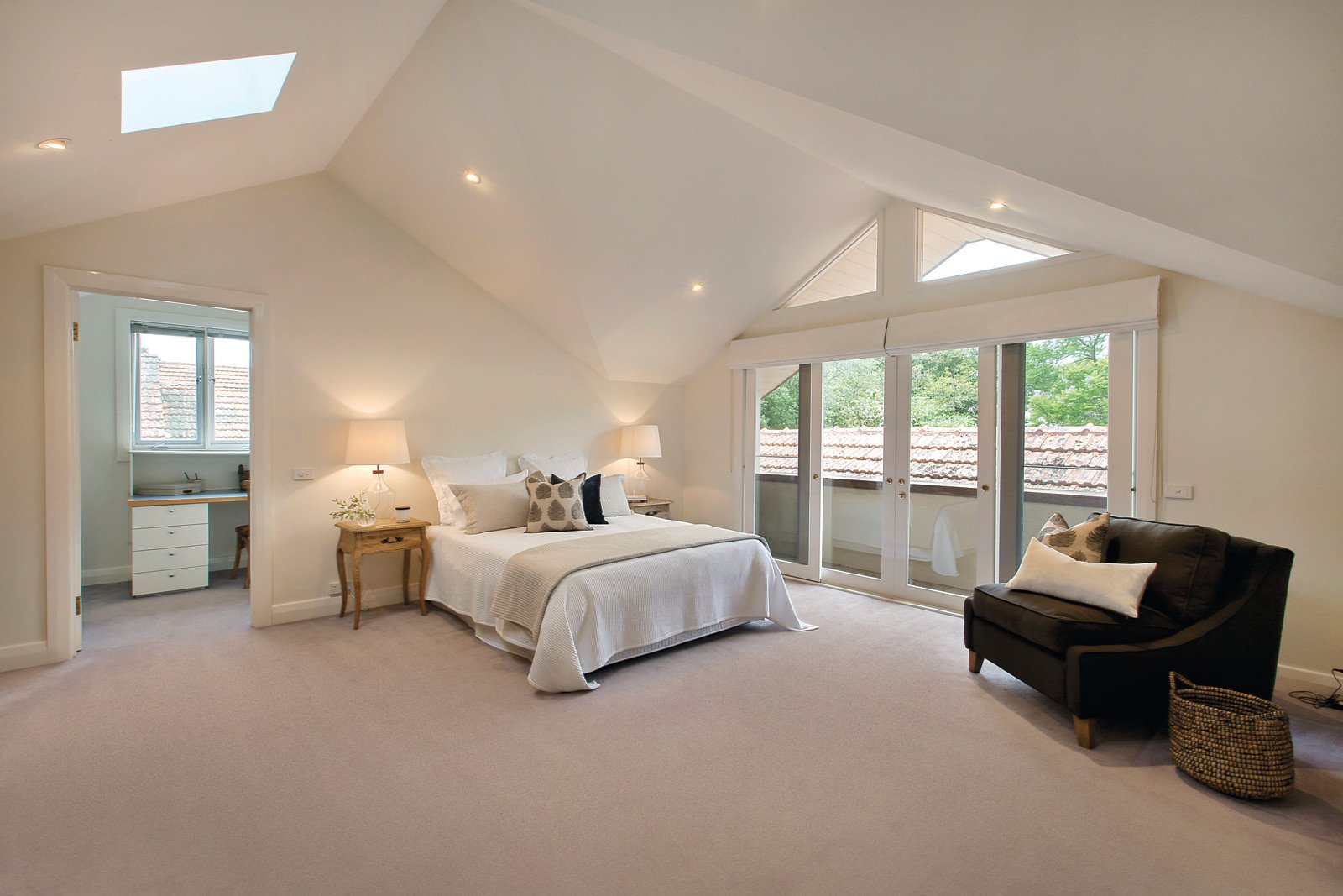 4 Heaton Avenue, Glen Iris, VIC