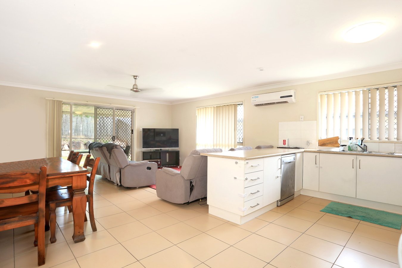 4 Henry Street COOMERA 4