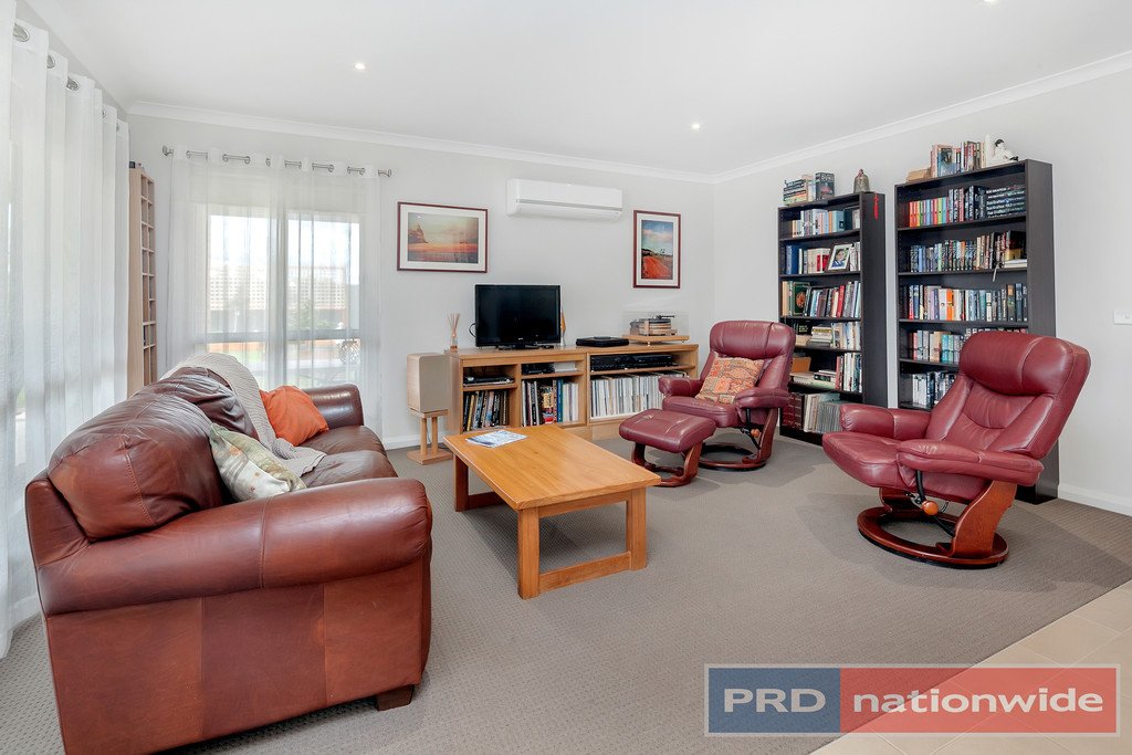 4 Hereford Close DELACOMBE 7