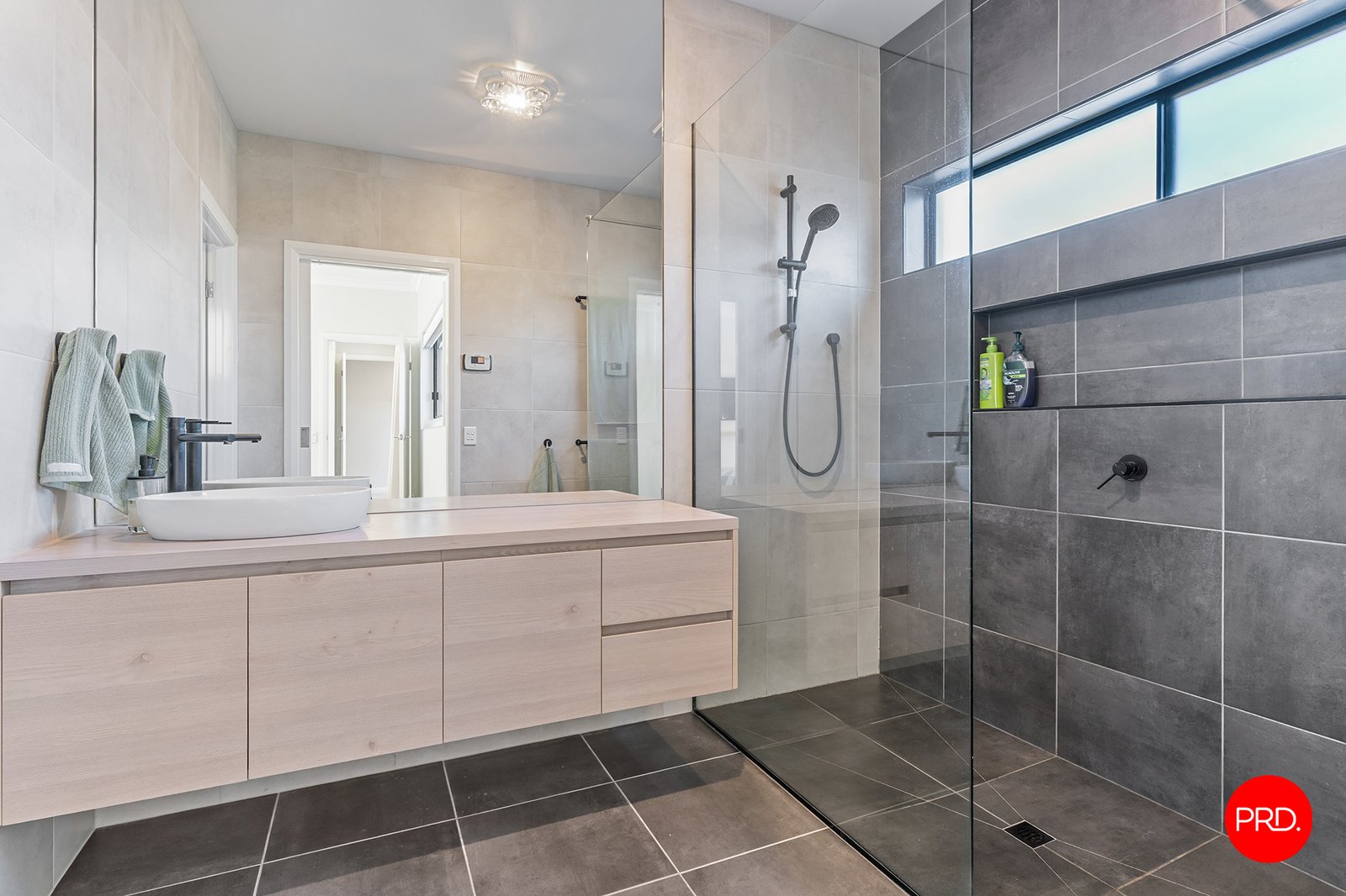 4 Hereford Drive ASCOT 13