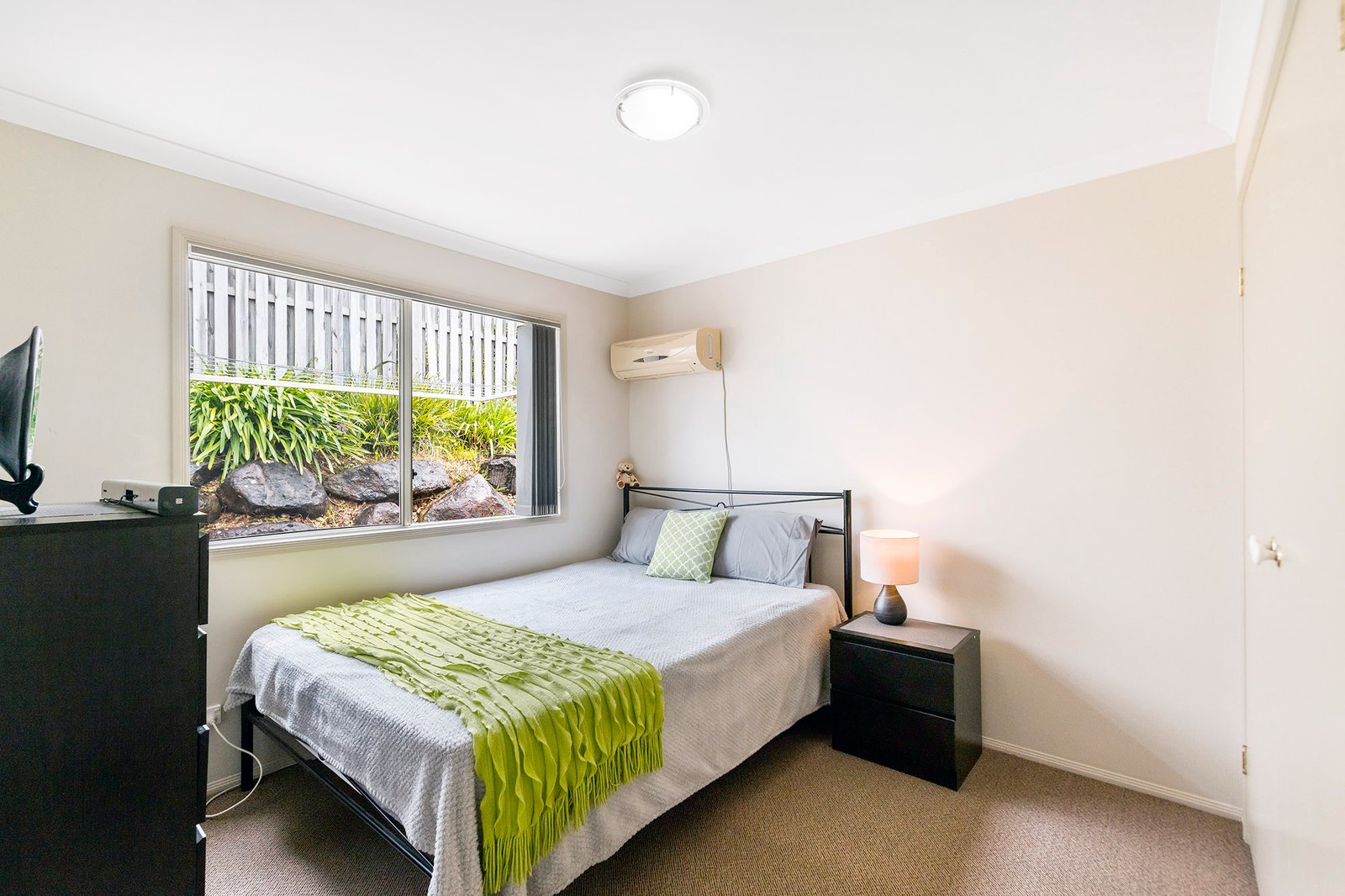 4 Highbridge Rise MUDGEERABA 9
