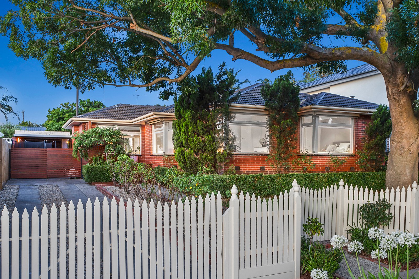 4 Hilbert Road, Airport West VIC 3042