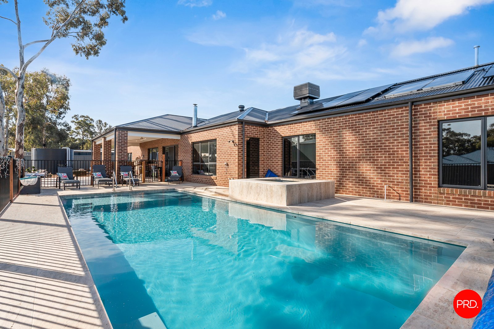 4 Hiley Place JUNORTOUN 1