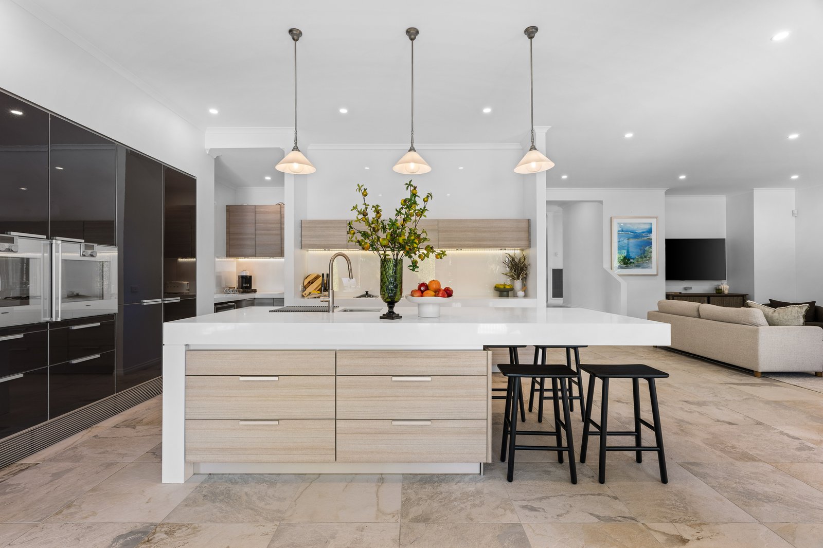 Gallery: 4 Hillcroft Avenue