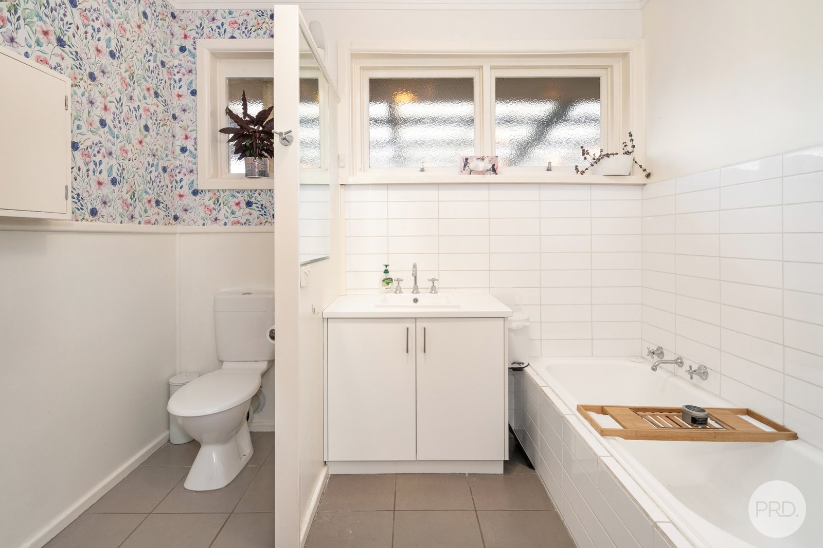 4 Hillside Drive BALLARAT NORTH 7