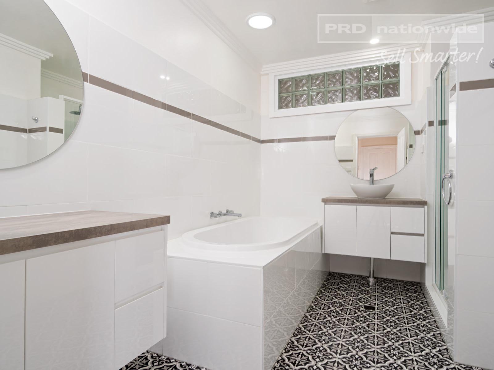 4 Hodson Avenue TURVEY PARK 8