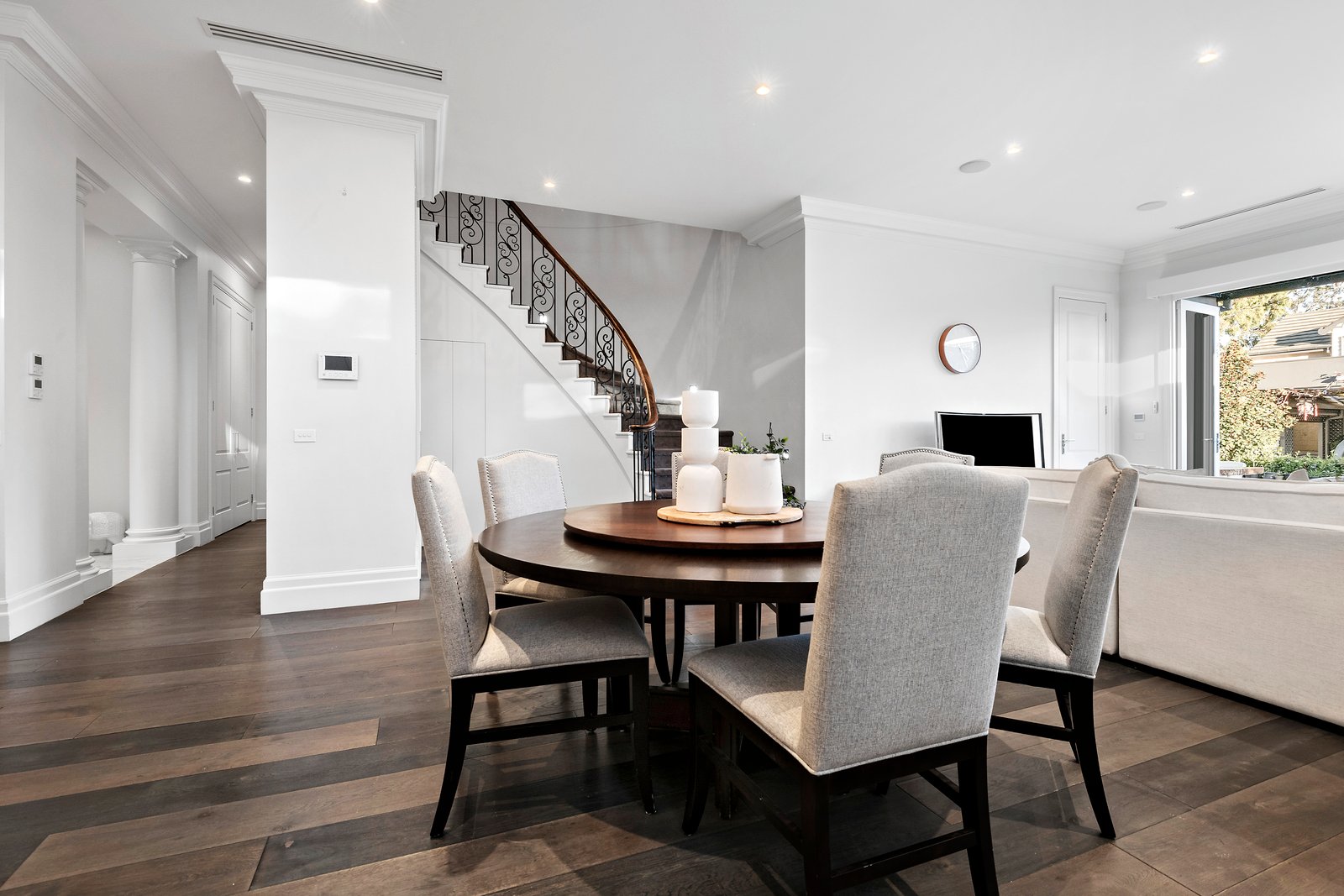 Real Estate and Property in 4 Hollingsworth Avenue, Hawthorn, VIC