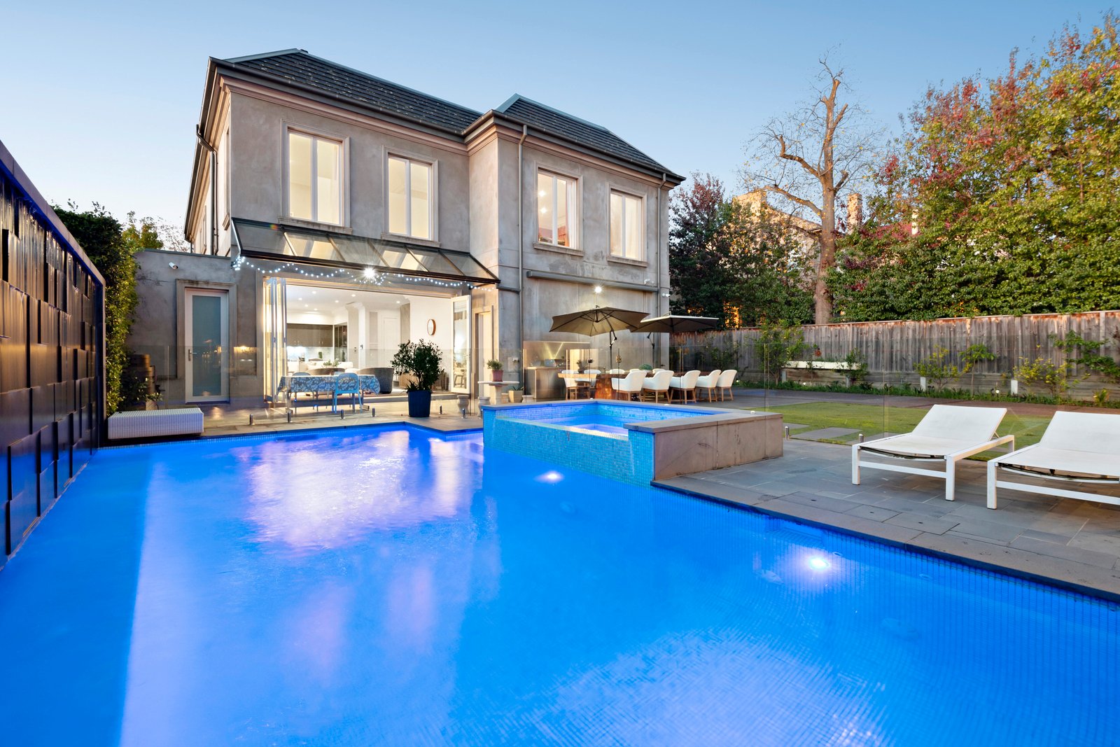 Real Estate and Property in 4 Hollingsworth Avenue, Hawthorn, VIC