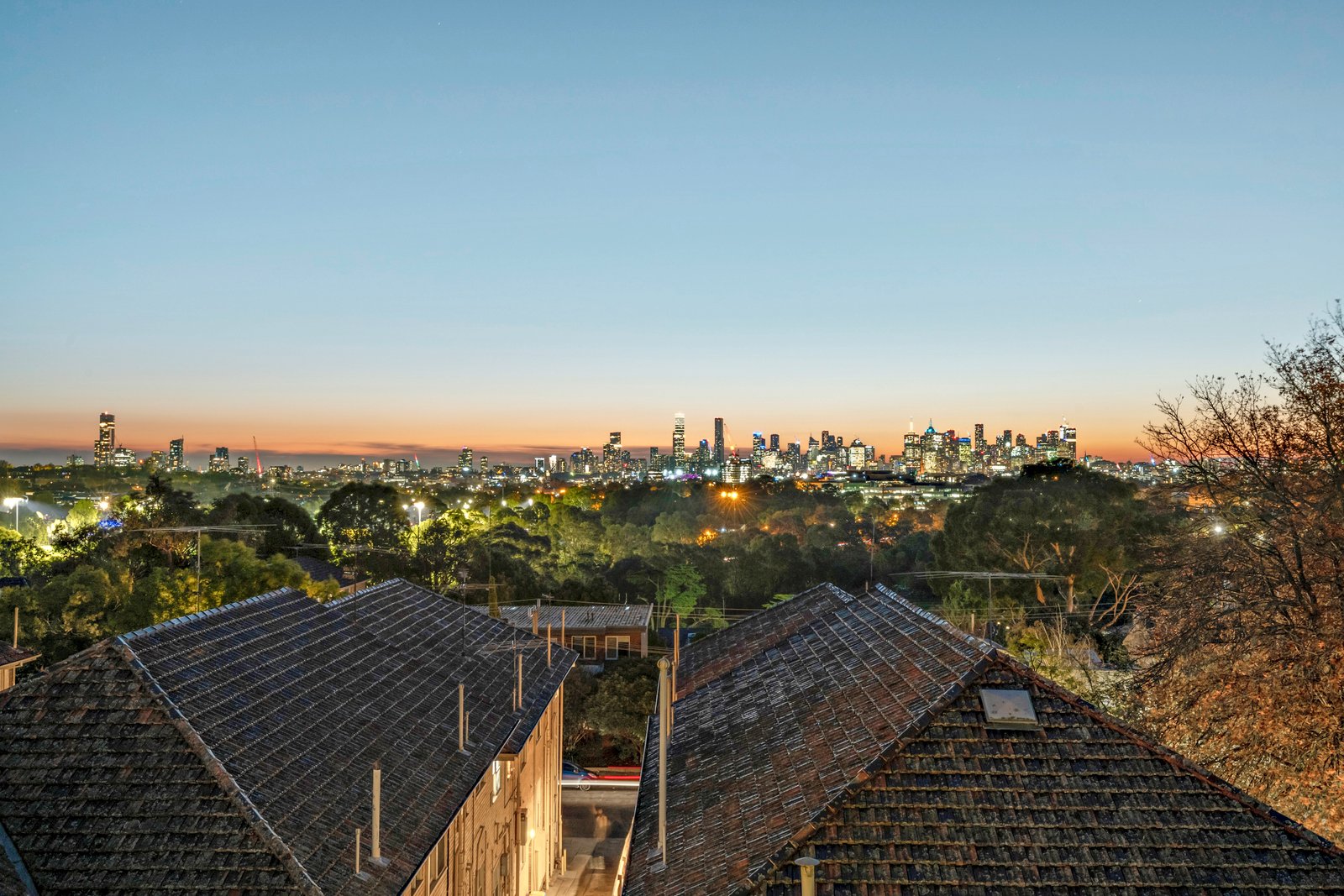 Real Estate and Property in 4 Hollingsworth Avenue, Hawthorn, VIC