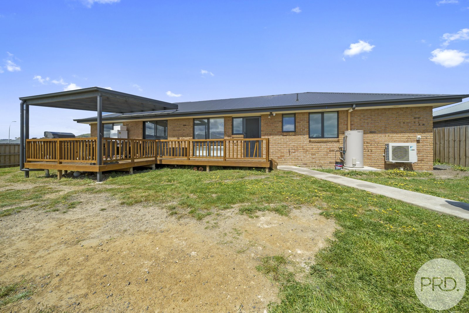 4 Hollingsworth Street BRIGHTON 8