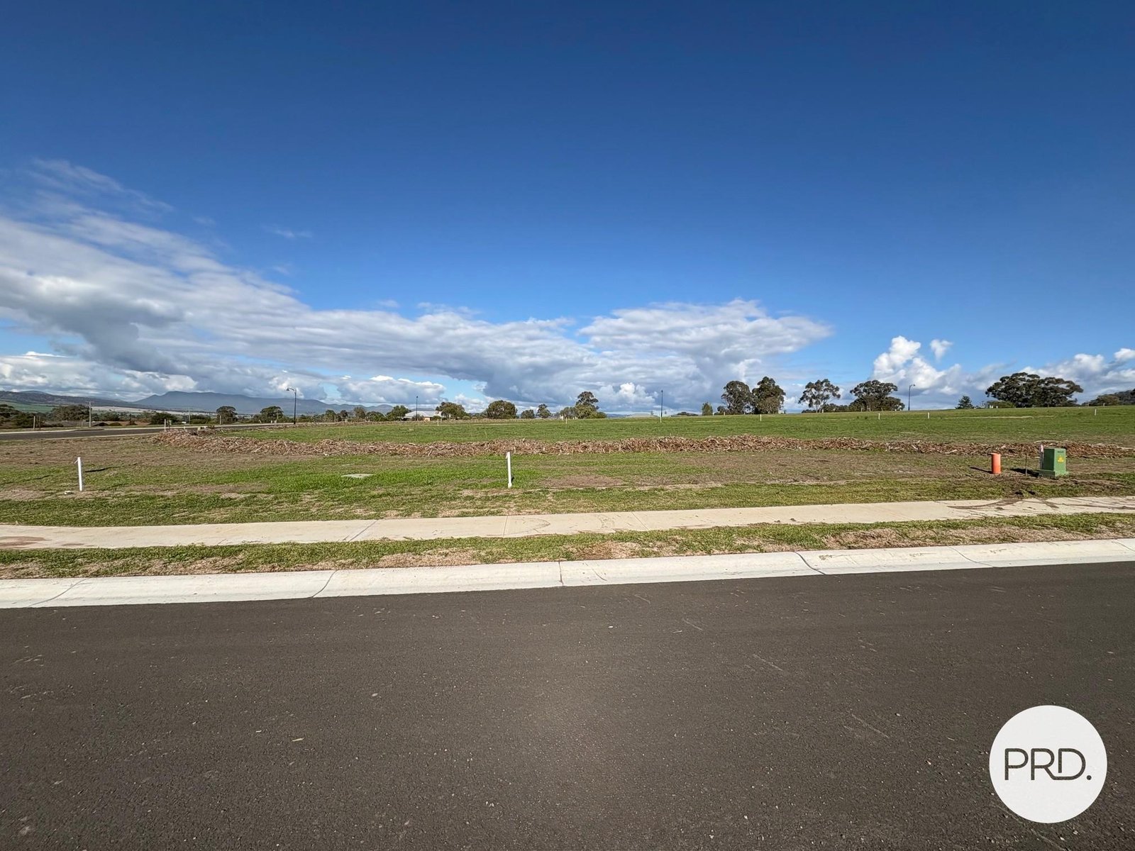 4 Holly Crescent DENMAN 3