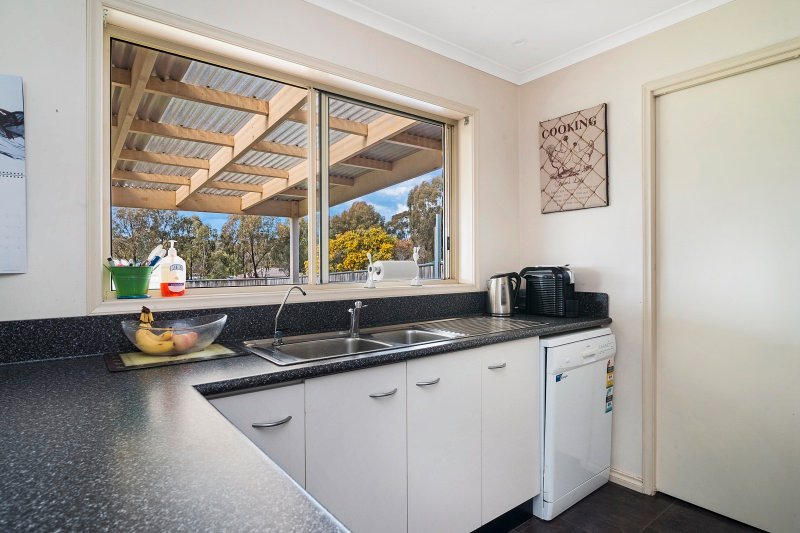 4 Holmes Road HUNTLY 2