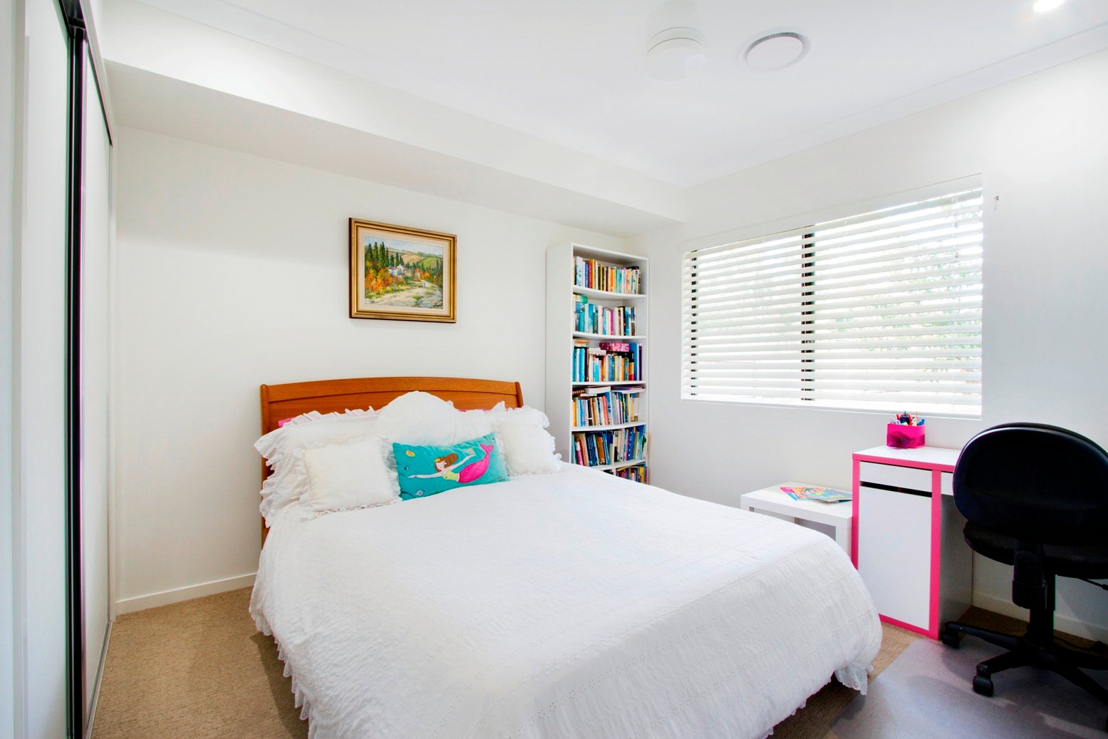 4 Homestead Place CANNON VALLEY 10