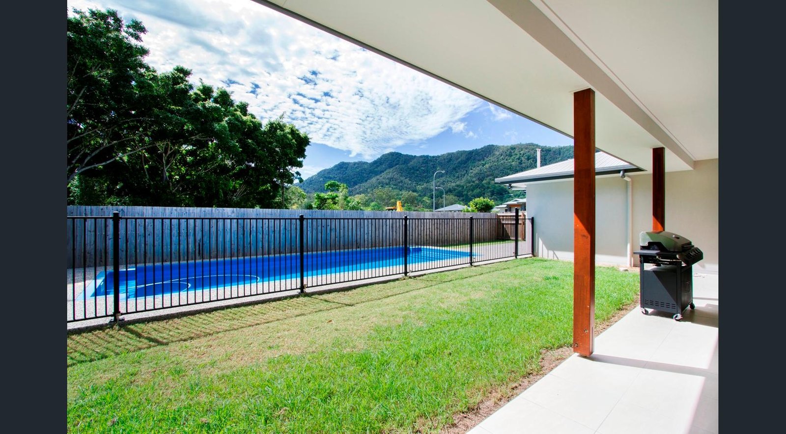 4 Homestead Place CANNON VALLEY 14