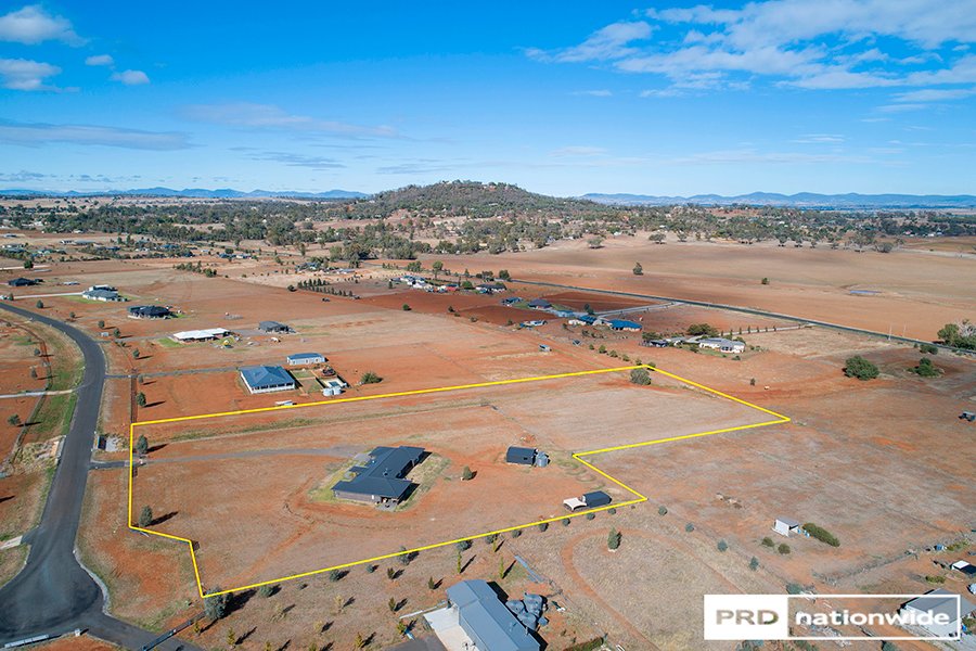 4 Horseshoe Place TAMWORTH 20