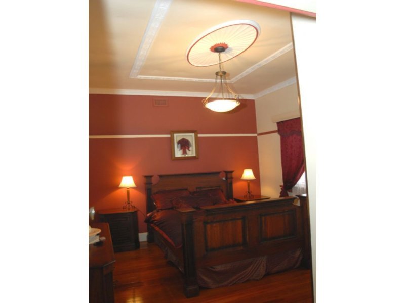 Gallery: 4 Howard Street