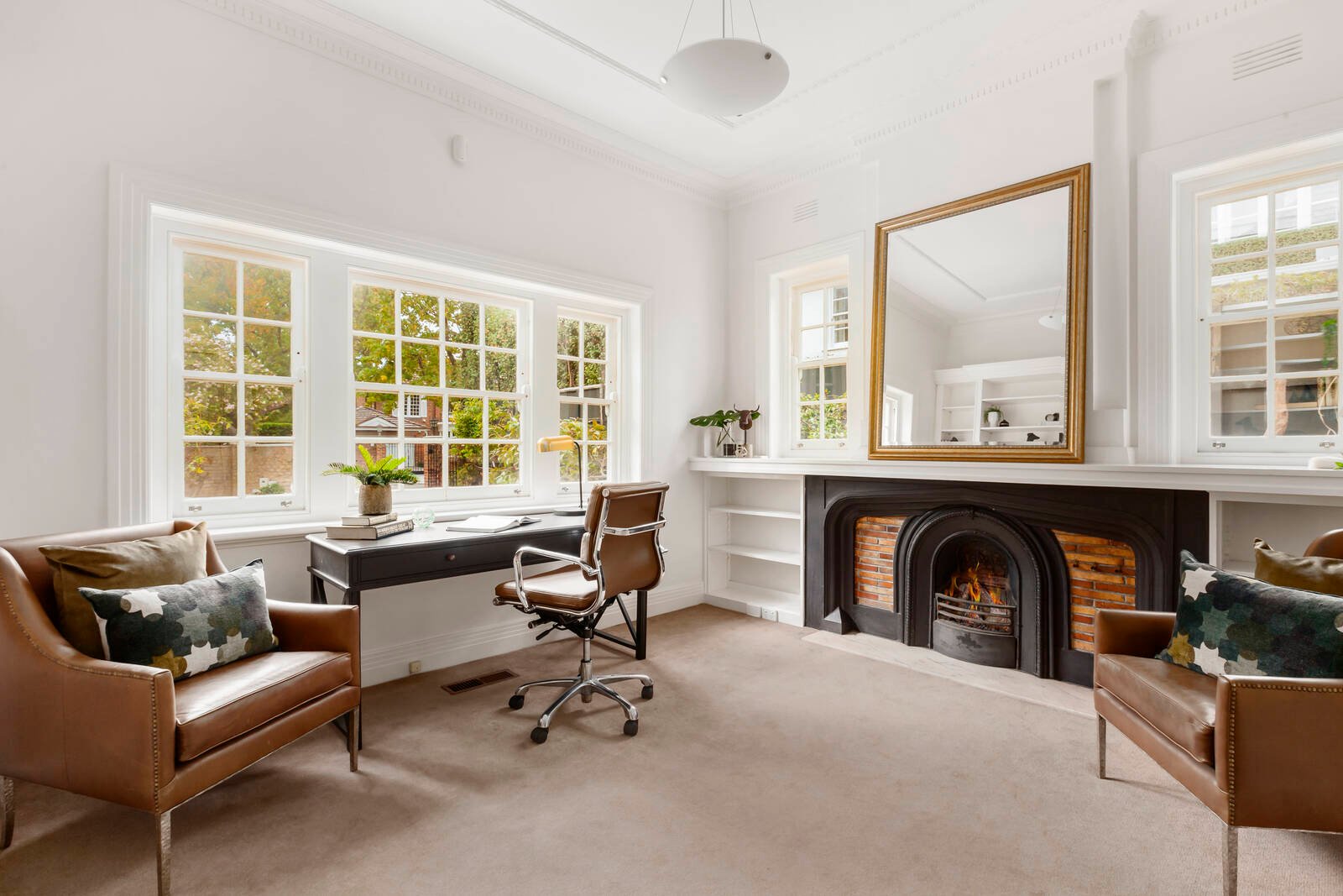 Real Estate and Property in 4 Huntingfield Road, Toorak, VIC