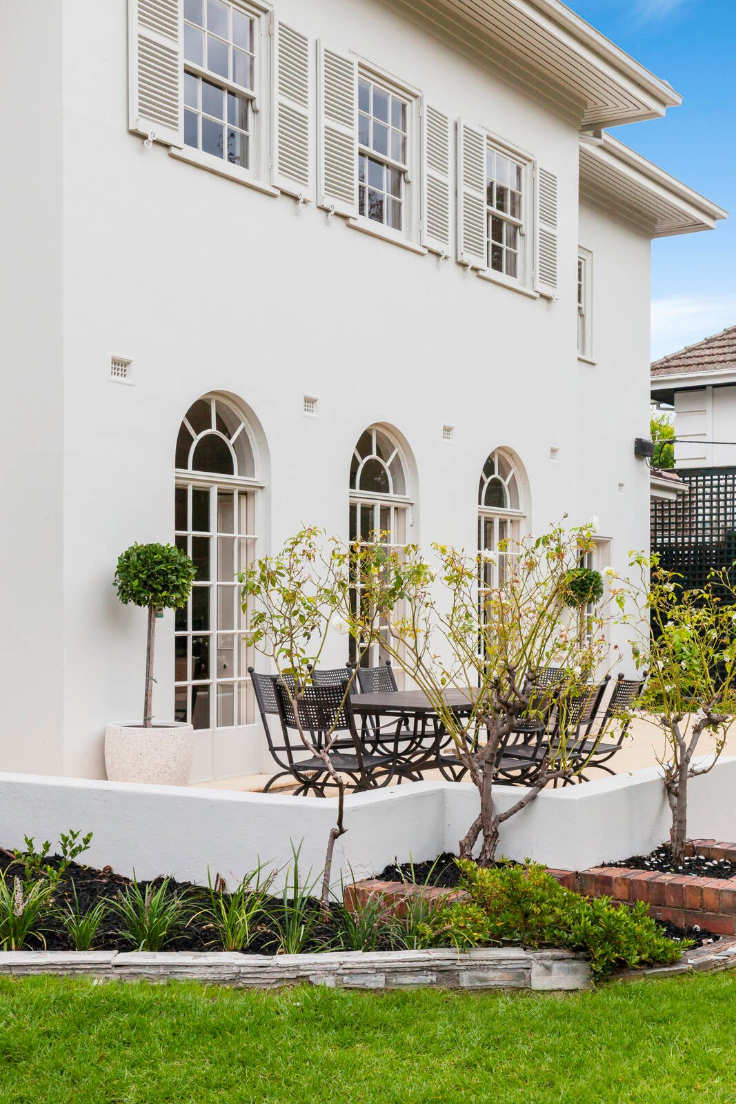 Real Estate and Property in 4 Huntingfield Road, Toorak, VIC