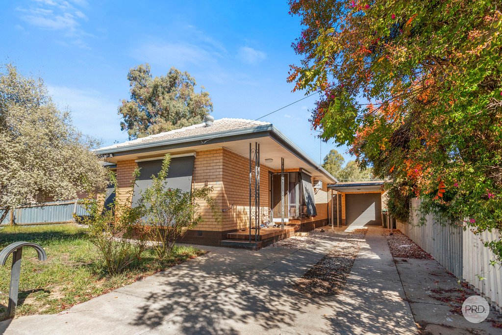 4 Hynam Avenue KANGAROO FLAT 1