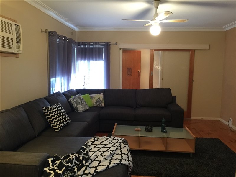 4 Hynam Avenue KANGAROO FLAT 3