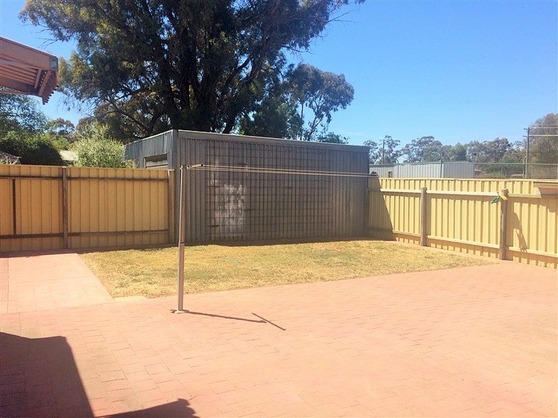 4 Hynam Avenue KANGAROO FLAT 6