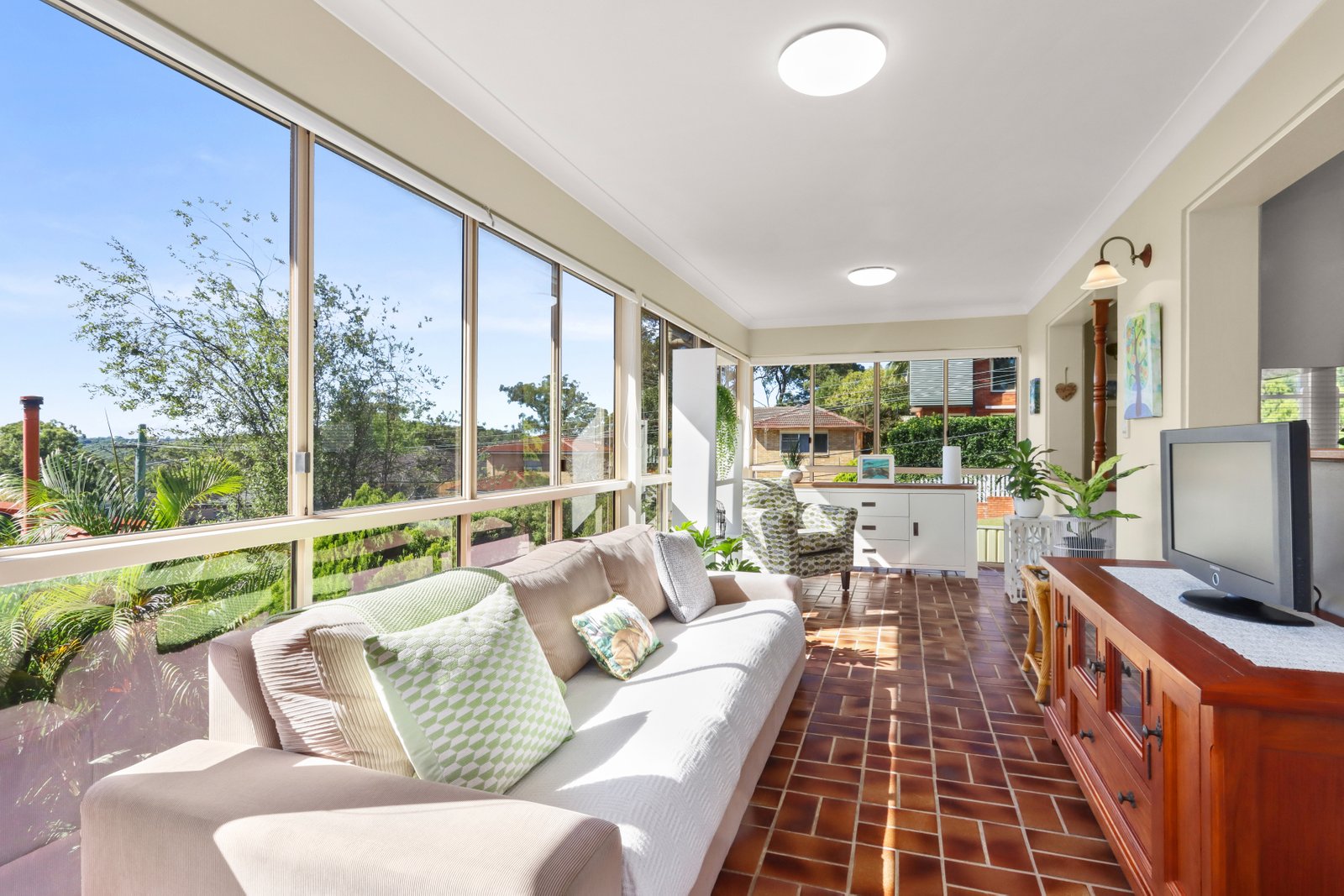 4 Illinga Place LUGARNO 6