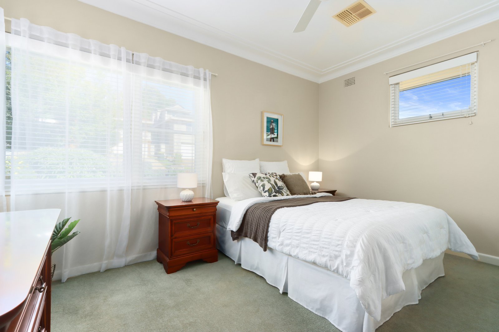 4 Illinga Place LUGARNO 10