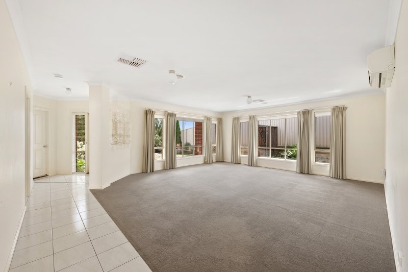 Gallery: 4 Imperial Way
