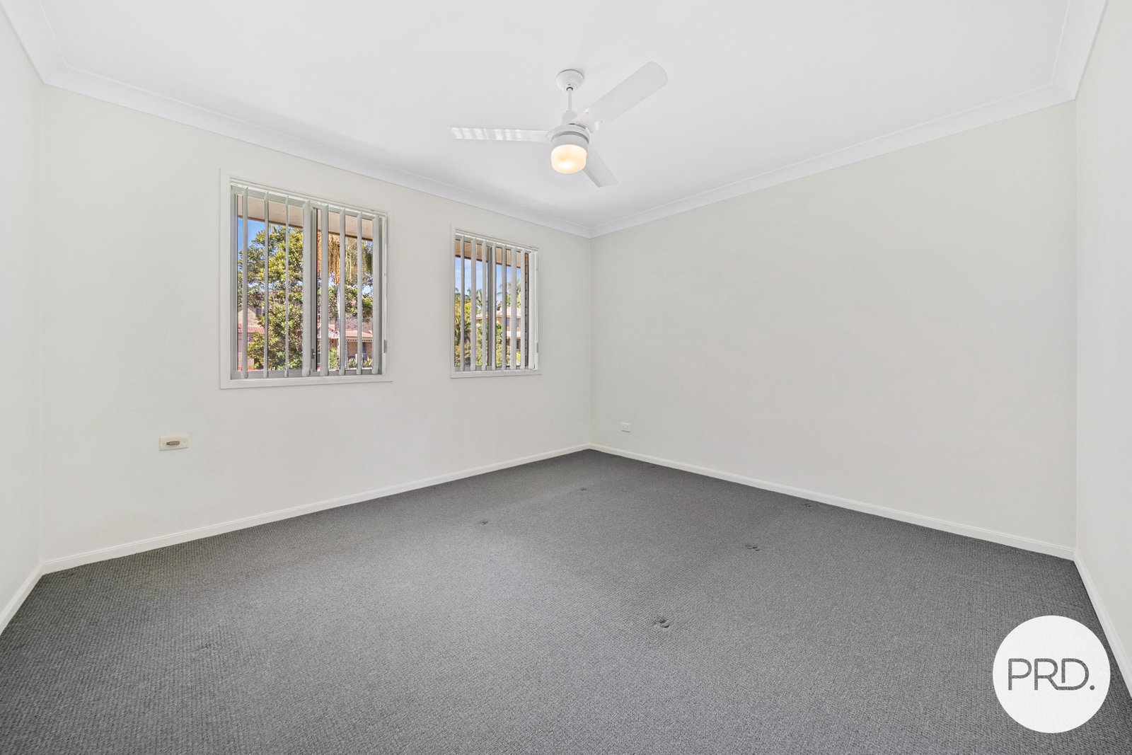 4 Irene Court REDLAND BAY 9