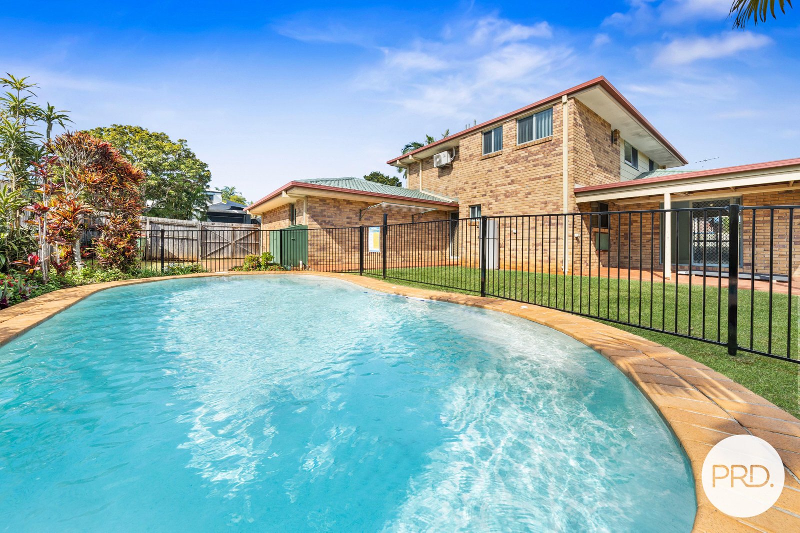 4 Irene Court REDLAND BAY 11