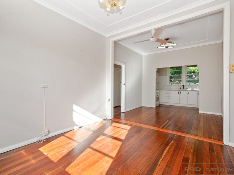 4 Irving Street BERESFIELD 7