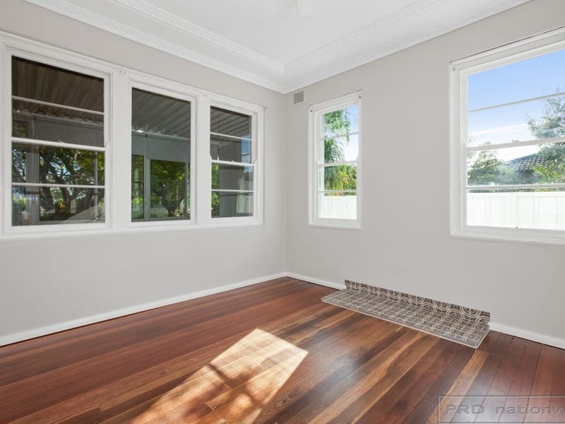 4 Irving Street BERESFIELD 9