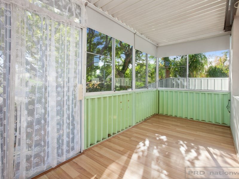 4 Irving Street BERESFIELD 11