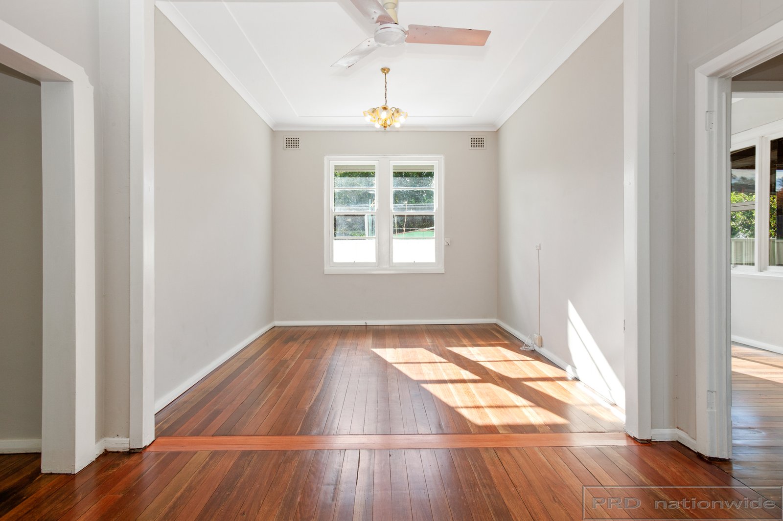4 Irving Street BERESFIELD 6