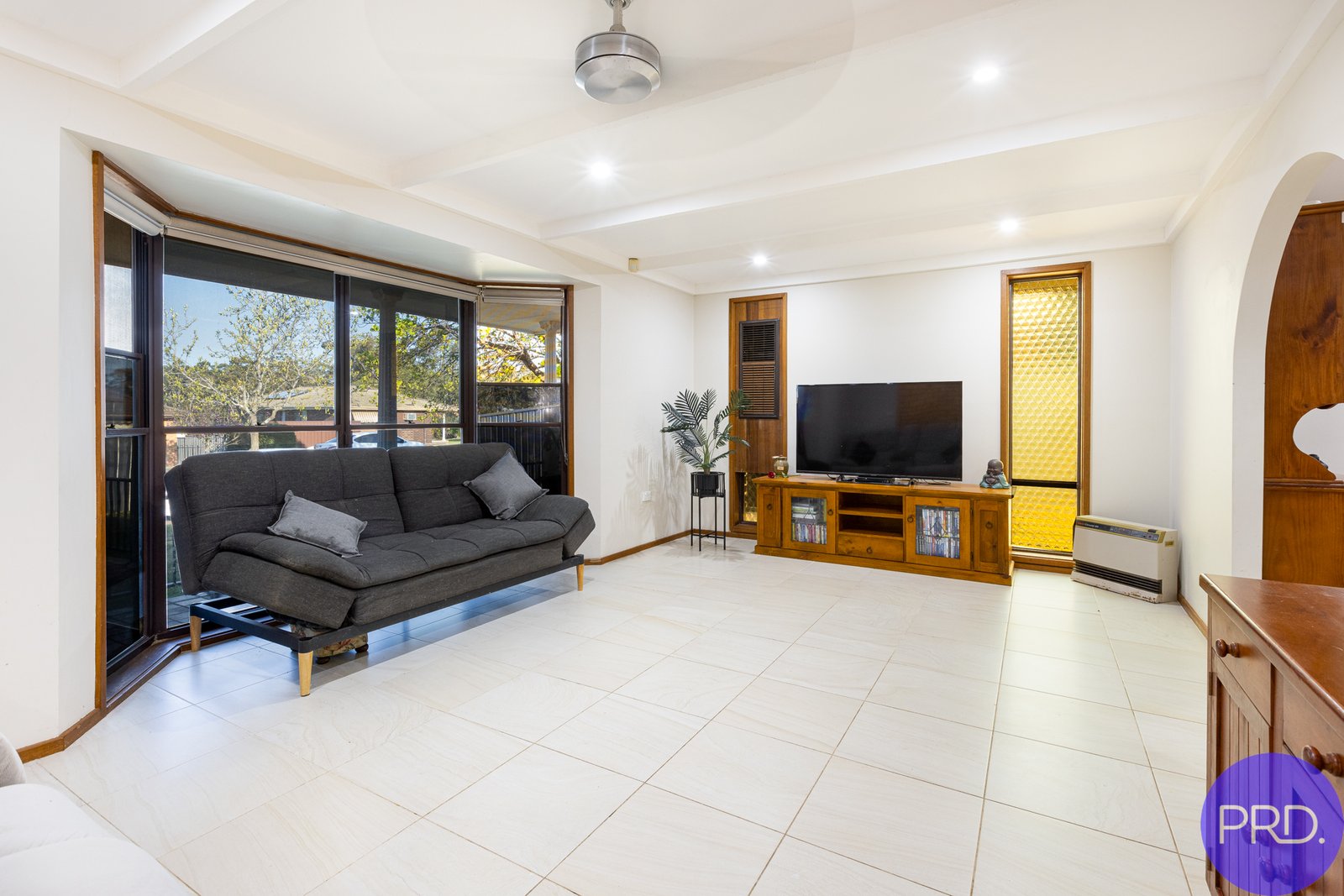 4 Isaacs Street METFORD 2