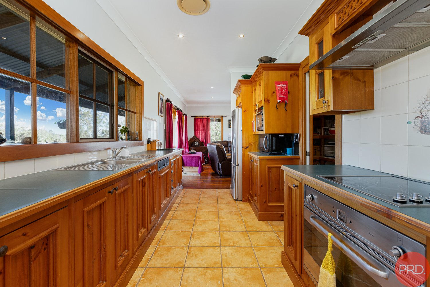 4 Jack James Close BUTTERWICK 14