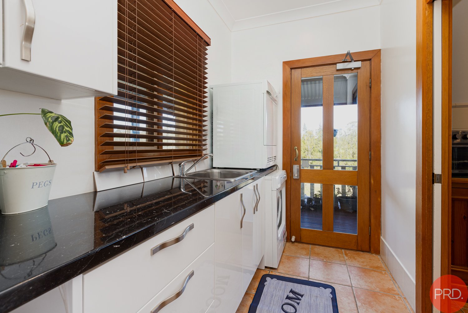 4 Jack James Close BUTTERWICK 16