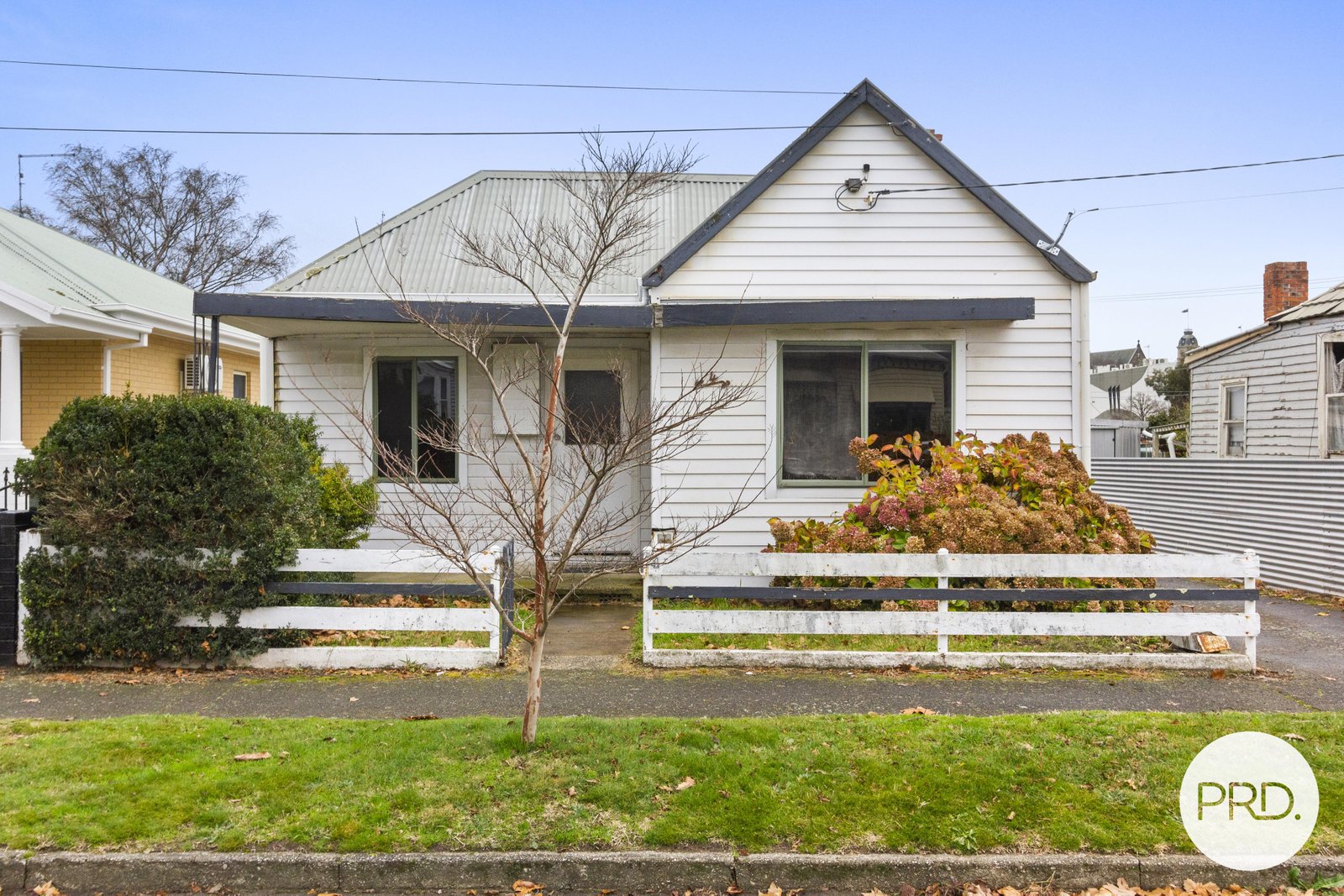 4 James Street GOLDEN POINT 1