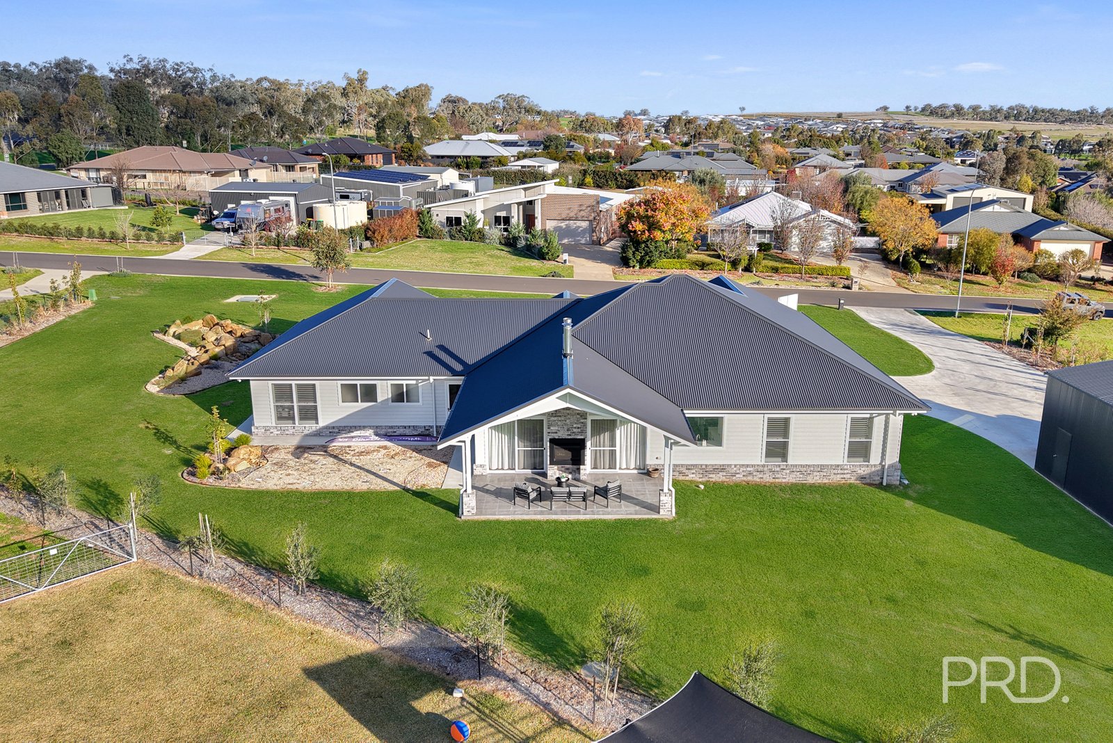 4 Jarrah Road TAMWORTH 4