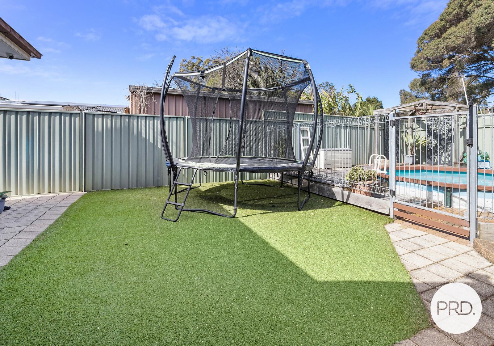 4 Jarrah Way ALBION PARK RAIL 10
