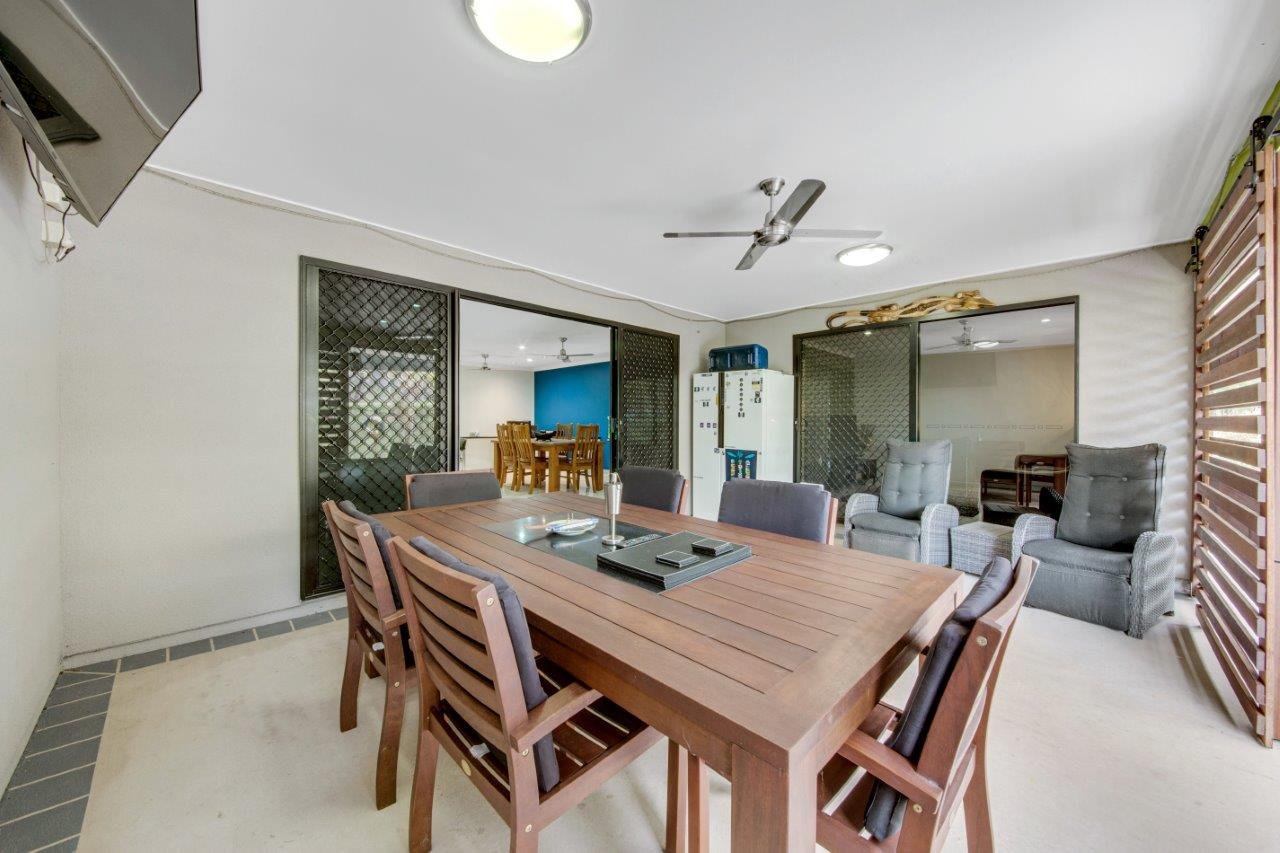 4 JENNY LIND Court BOYNE ISLAND 17