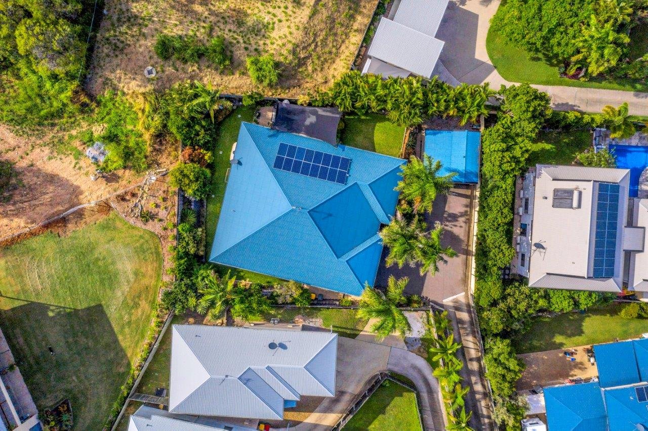 4 JENNY LIND Court BOYNE ISLAND 20